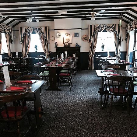 The Red Lion Inn & Restaurant Prestatyn Exterior photo